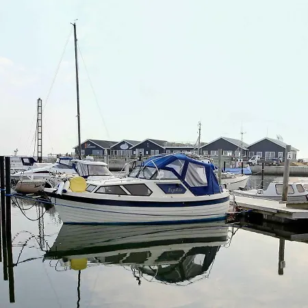 度假居 Three-bedroom Holiday In 4